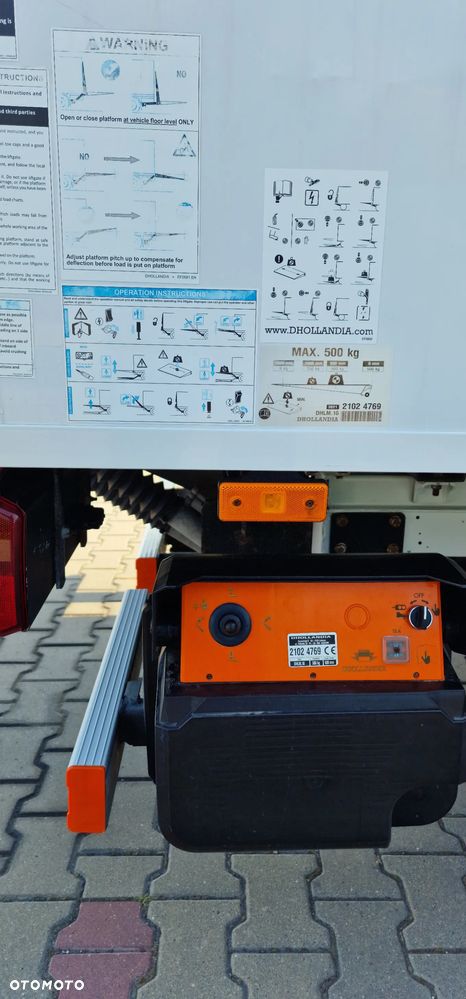 Mercedes-Benz Sprinter - 15