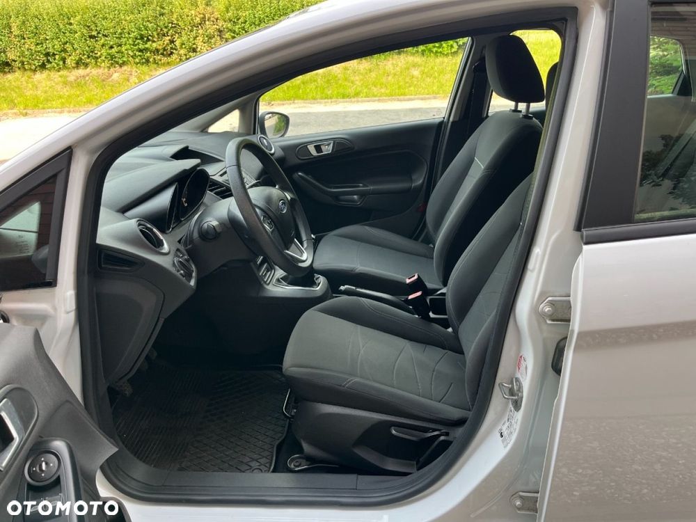 Ford Fiesta 1.25 Ambiente - 16