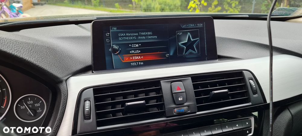 BMW Seria 3 320d Sport Line Sport - 8