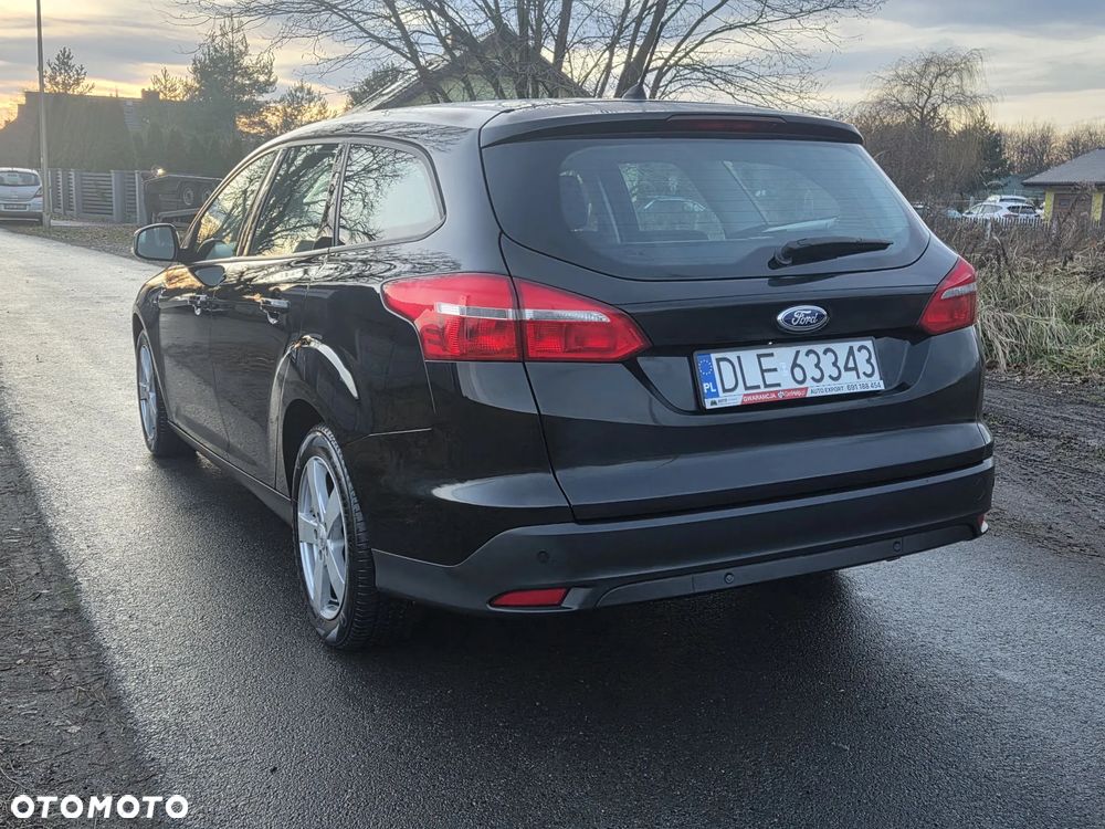 Ford Focus 1.6 SYNC Edition - 6