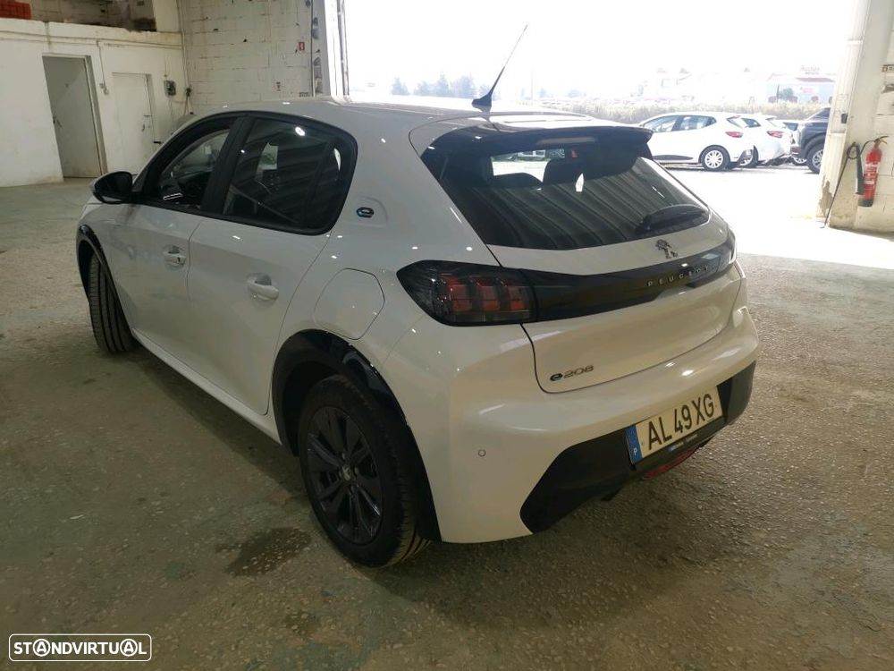 Peugeot e-208 50 kWh Active Pack - 2