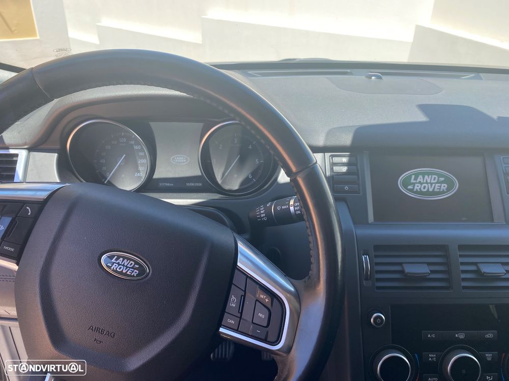 Land Rover Discovery Sport 2.0 eD4 Pure - 12
