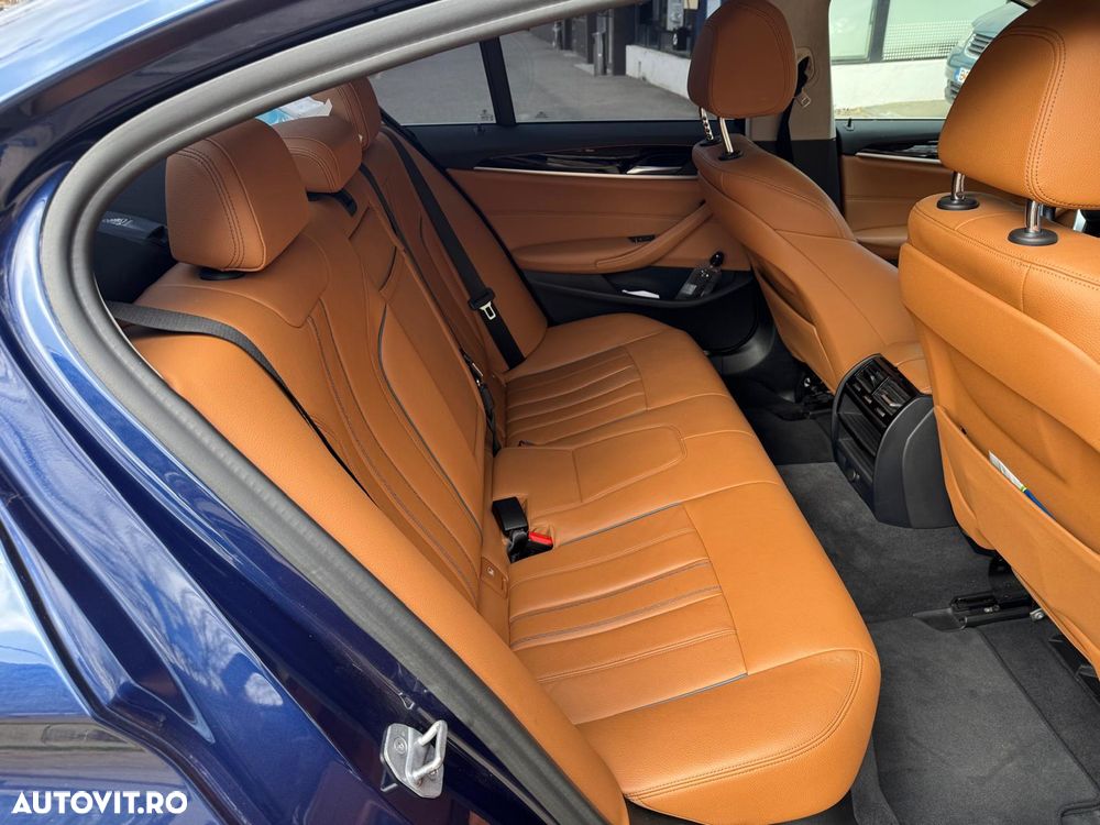 BMW Seria 5 520d xDrive AT - 10