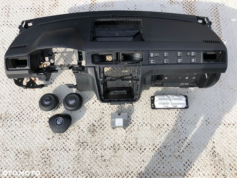 VW CADDY 4 IV 2K5 DESKA KONSOLA KOKPIT PULPIT PÓŁKA PARAPET AIRBAG - 3