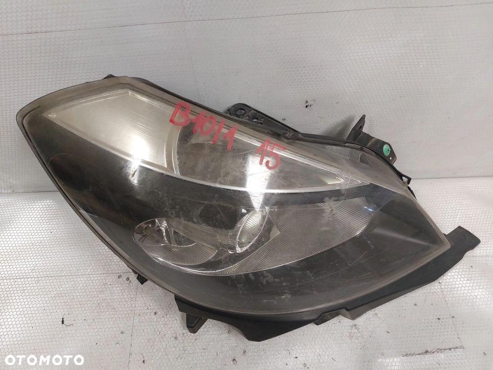 .  LAMPA PRZOD PRZEDNIA PRAWA RENAULT CLIO 3 !SOCZEWKA! - 2