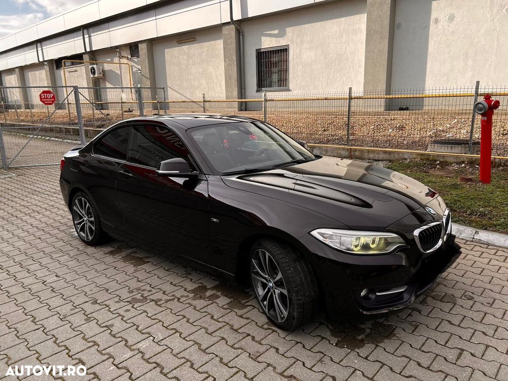 BMW Seria 2 220i Aut. Sport Line - 2