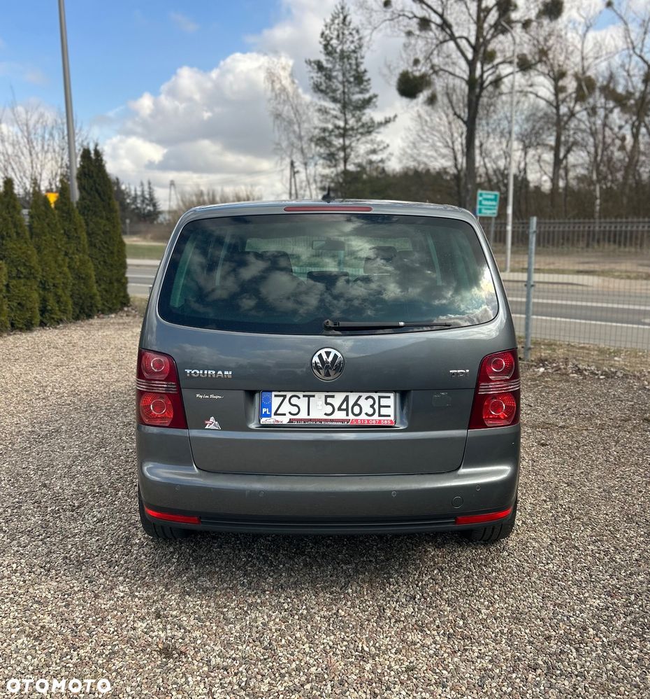 Volkswagen Touran 1.9 TDI DPF Conceptline - 6
