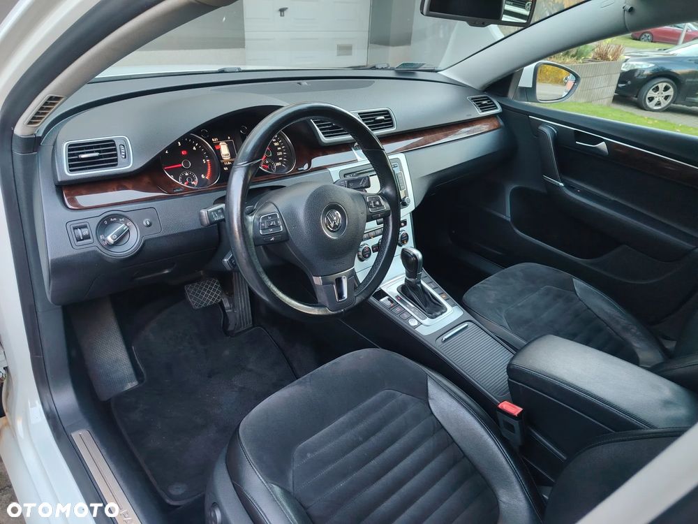 Volkswagen Passat 2.0 TDI Highline DSG - 15