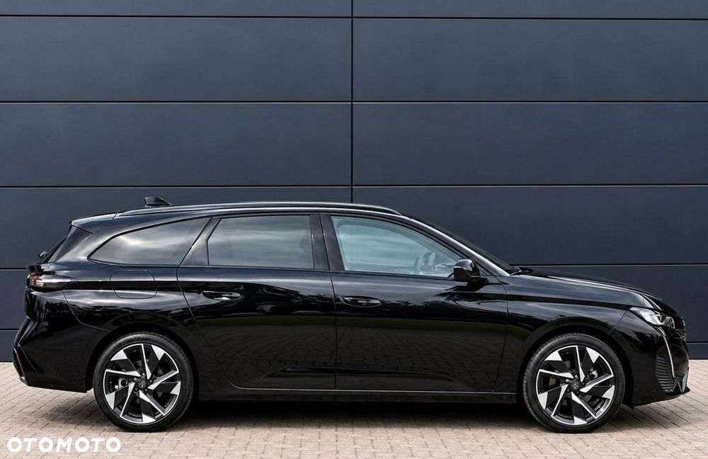 Peugeot 308 BlueHDi 130 EAT8 Allure - 11