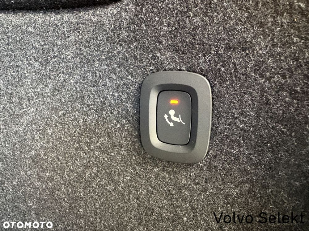 Volvo EX40 - 26