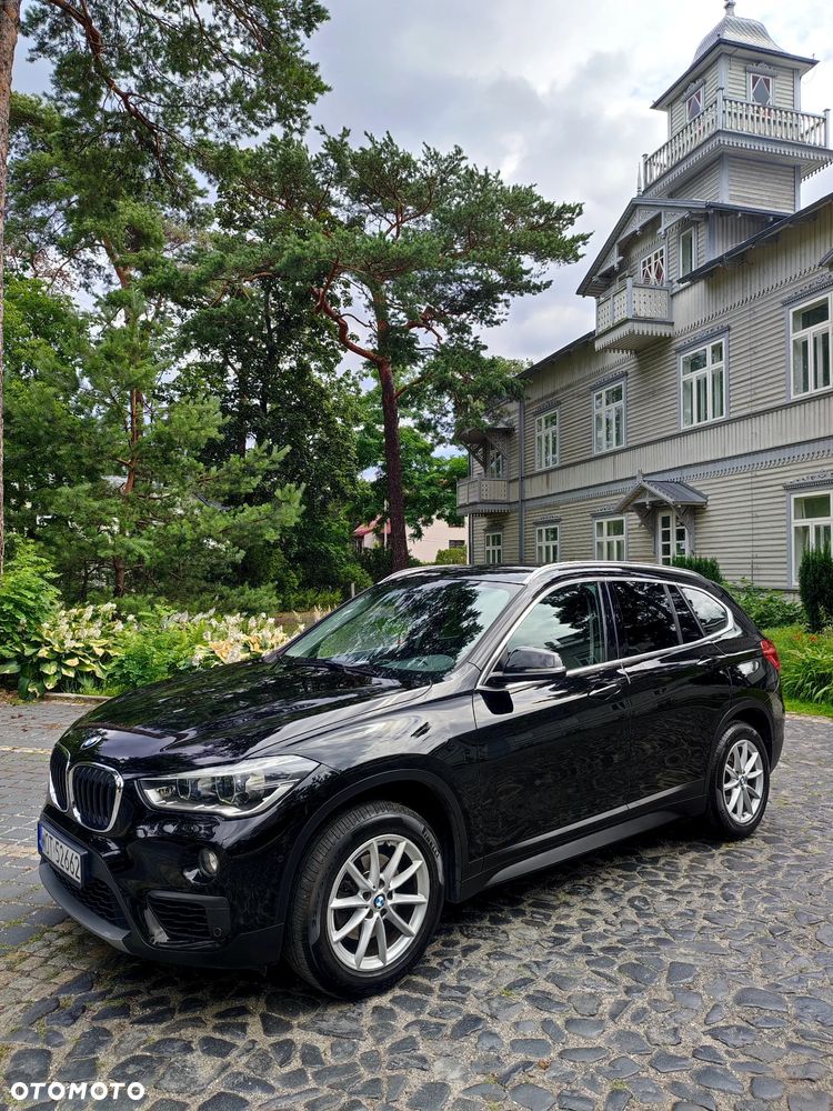 BMW X1 sDrive18i xLine - 2