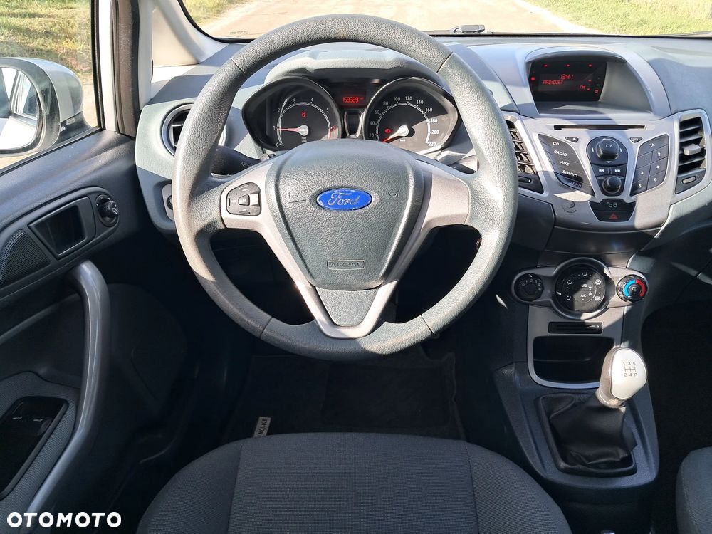 Ford Fiesta 1.25 Champions Edition - 14