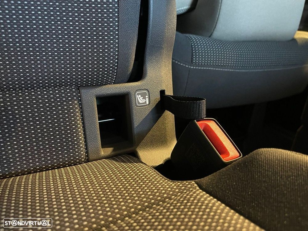 VW Multivan 2.0 TDI BM Comfortline DSG - 31