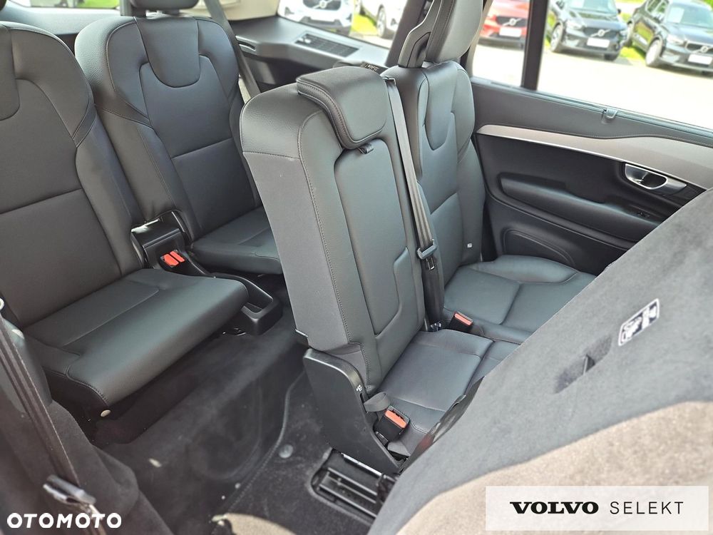 Volvo XC 90 - 23