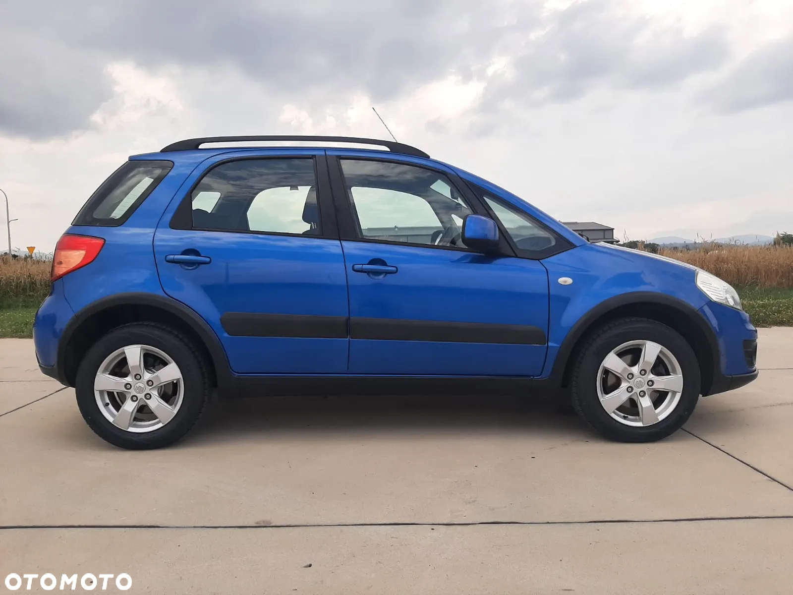 Suzuki SX4 1.6 Comfort Plus 4WD - 9