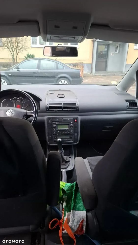 Volkswagen Sharan 2.0 TDI Trendline - 2
