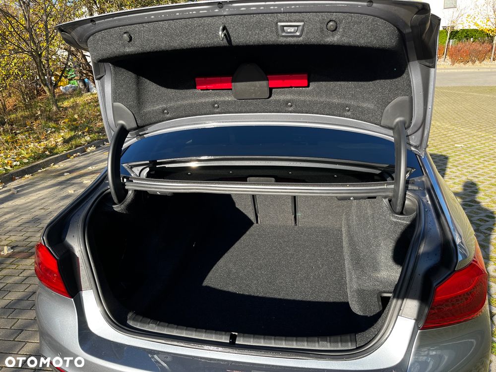 BMW Seria 5 540i xDrive M Sport sport - 27