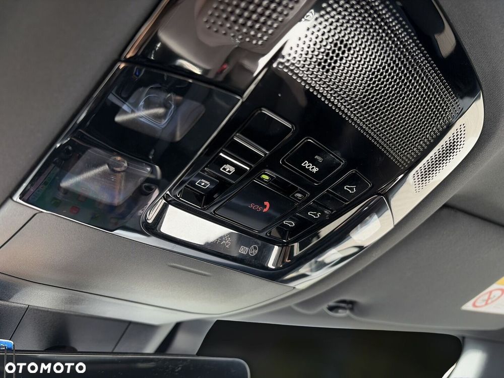 Lexus RX 450h+ F Sport Design - 35