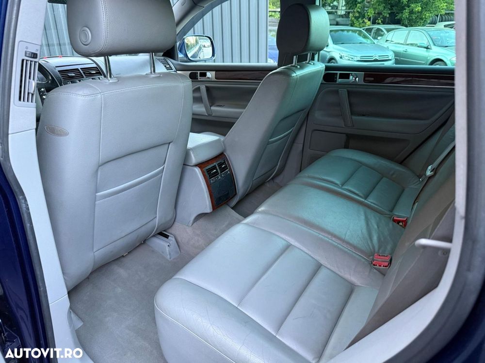 Volkswagen Touareg - 7
