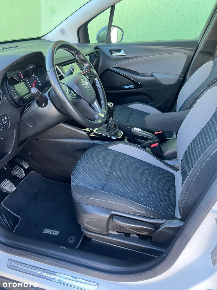 Opel Crossland X - 10