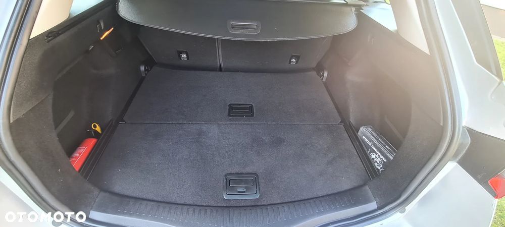 Renault Megane ENERGY TCe 100 LIFE - 13