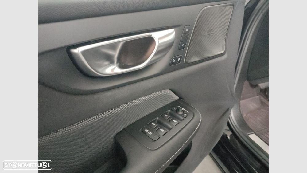 Volvo S60 2.0 T8 PHEV Plus Dark AWD - 12