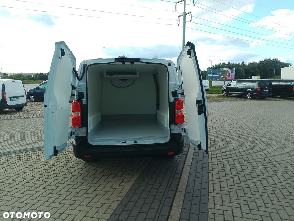 Toyota Proace Scudo Expert Vivaro Jumpy L2 L3 Long Maxi Automat Izoterma Chłodnia Mroźnia minus 20st 220V na stoku 3os 3 Eupal finansowanie gwarancja - 13