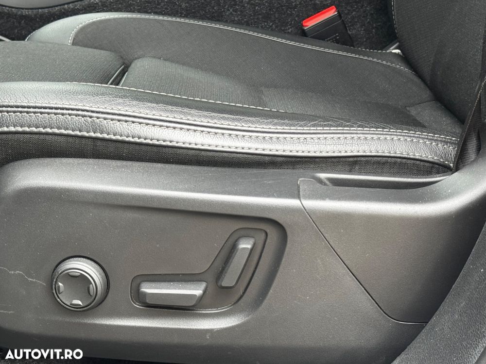 Volvo XC 40 D4 AWD Geartronic Inscription - 23