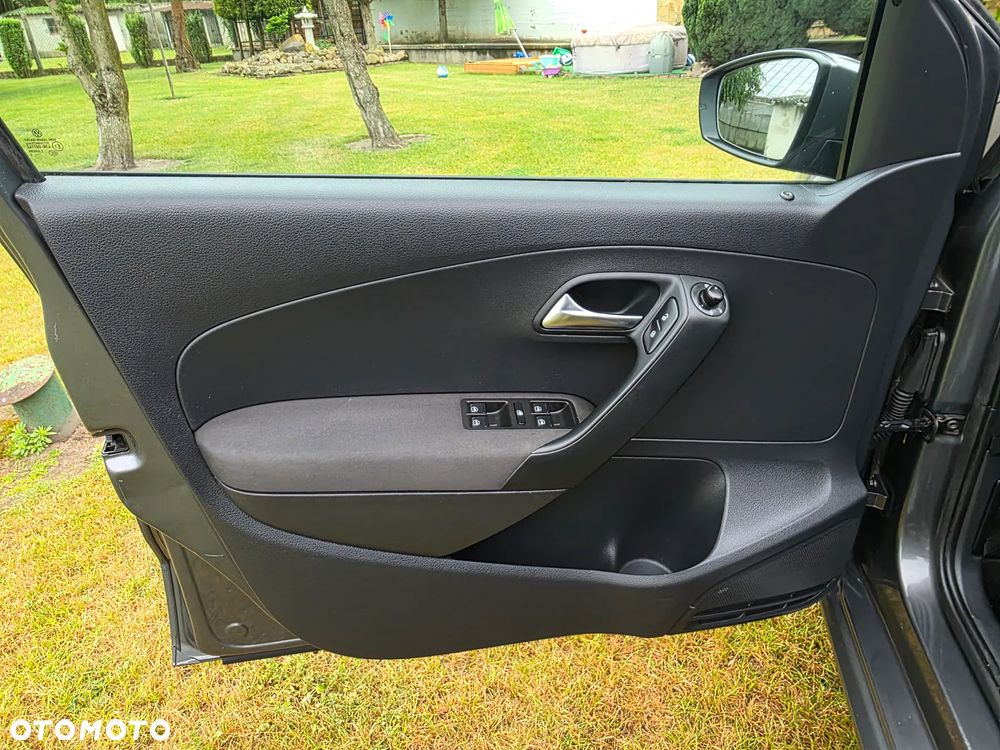 Volkswagen Polo - 25