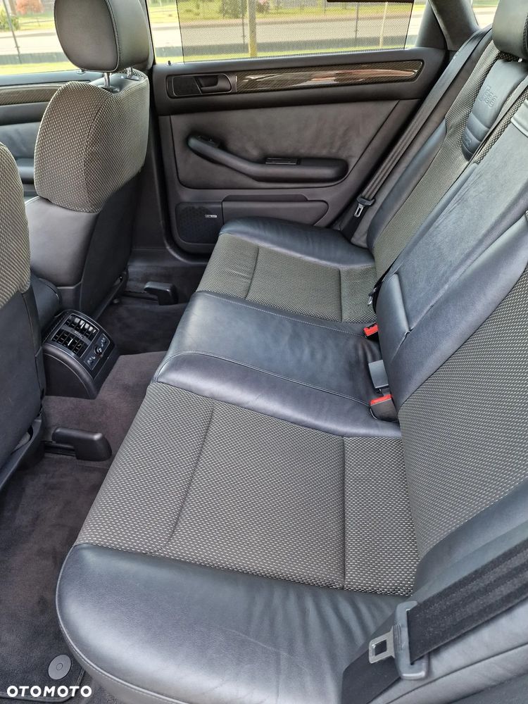 Audi RS6 4.2 Quattro Tiptr - 18