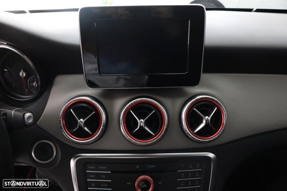 Mercedes-Benz CLA 200 CDI 7G-DCT Urban - 6