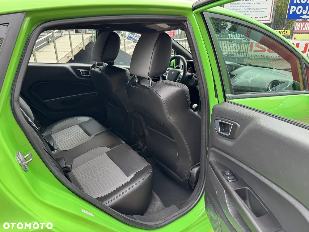 Ford Fiesta 1.6 EcoBoost ST200 - 17