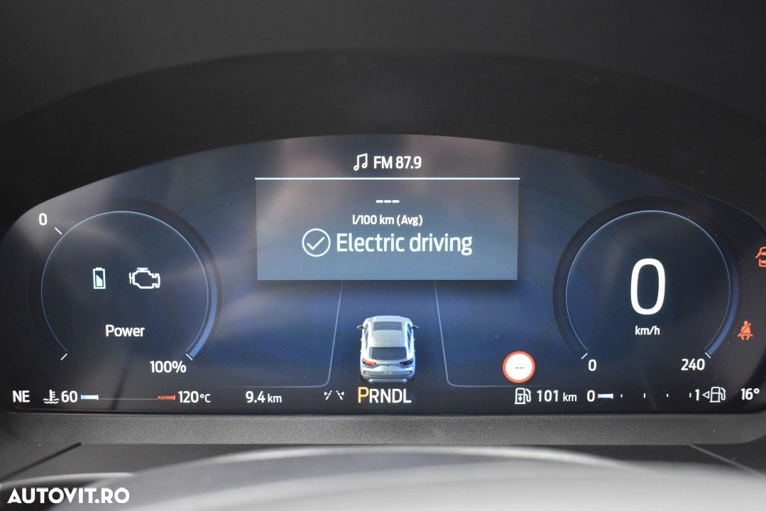 Ford Kuga 2.5 Duratec FWD FHEV ST-Line - 14