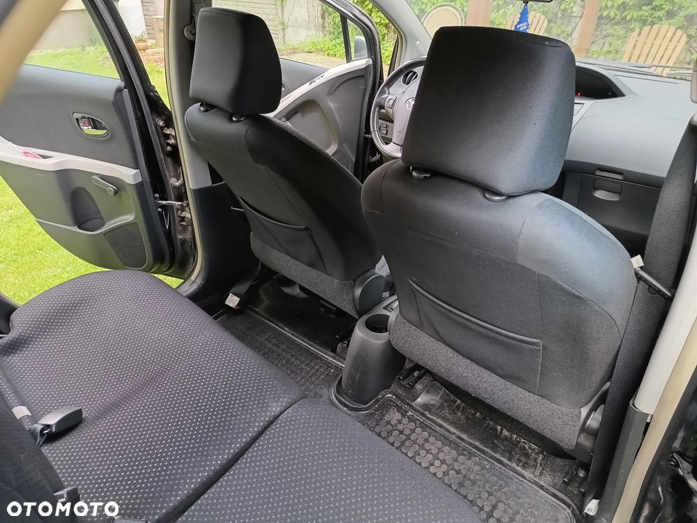 Toyota Yaris 1.0 VVT-i Life - 8