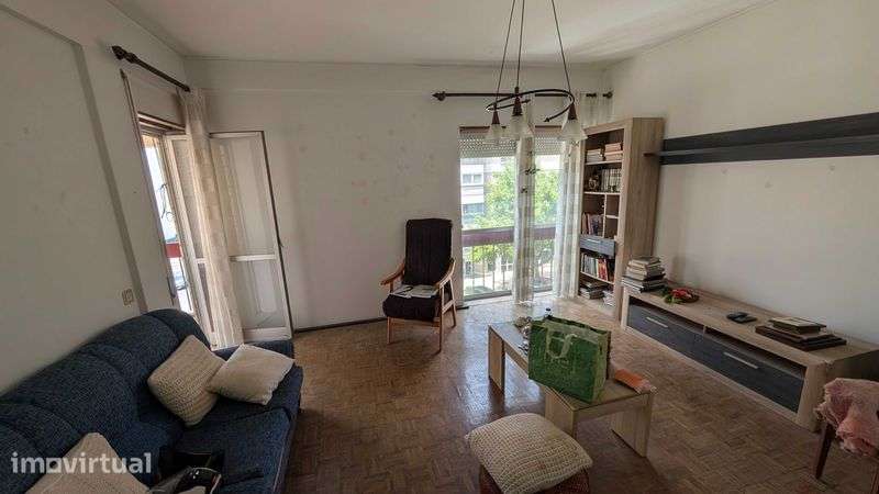 Vende-se apartamento T5 em Setubal - Grande imagem: 3/12