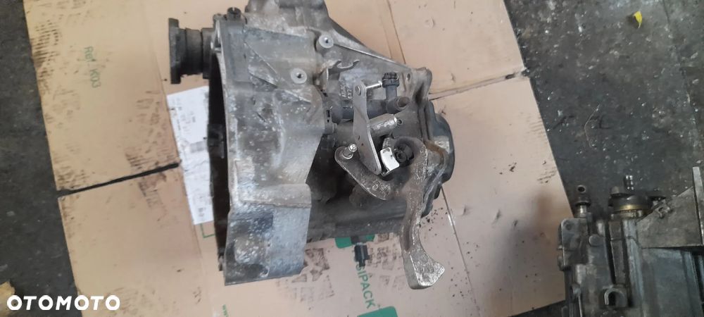 SKRZYNIA BIEGÓW JJL skoda 1,2  polo 9n - 3