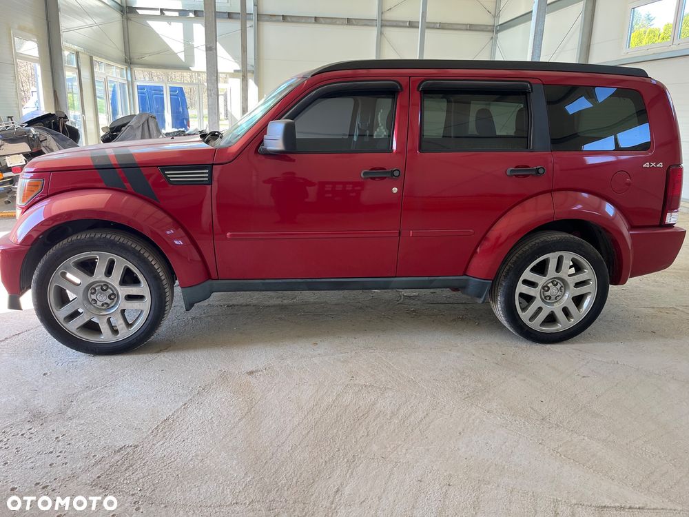 Dodge Nitro - 5