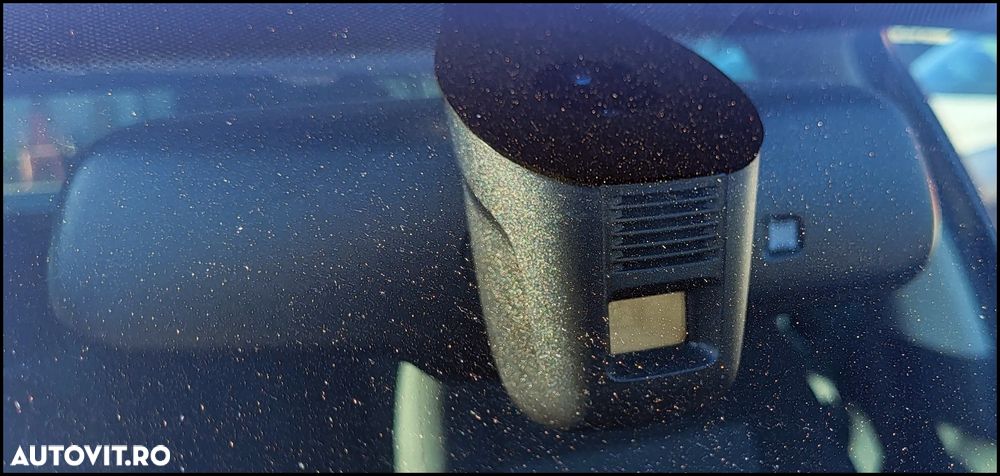 Volkswagen Golf 1.6 TDI BlueMotion Technology Comfortline - 24