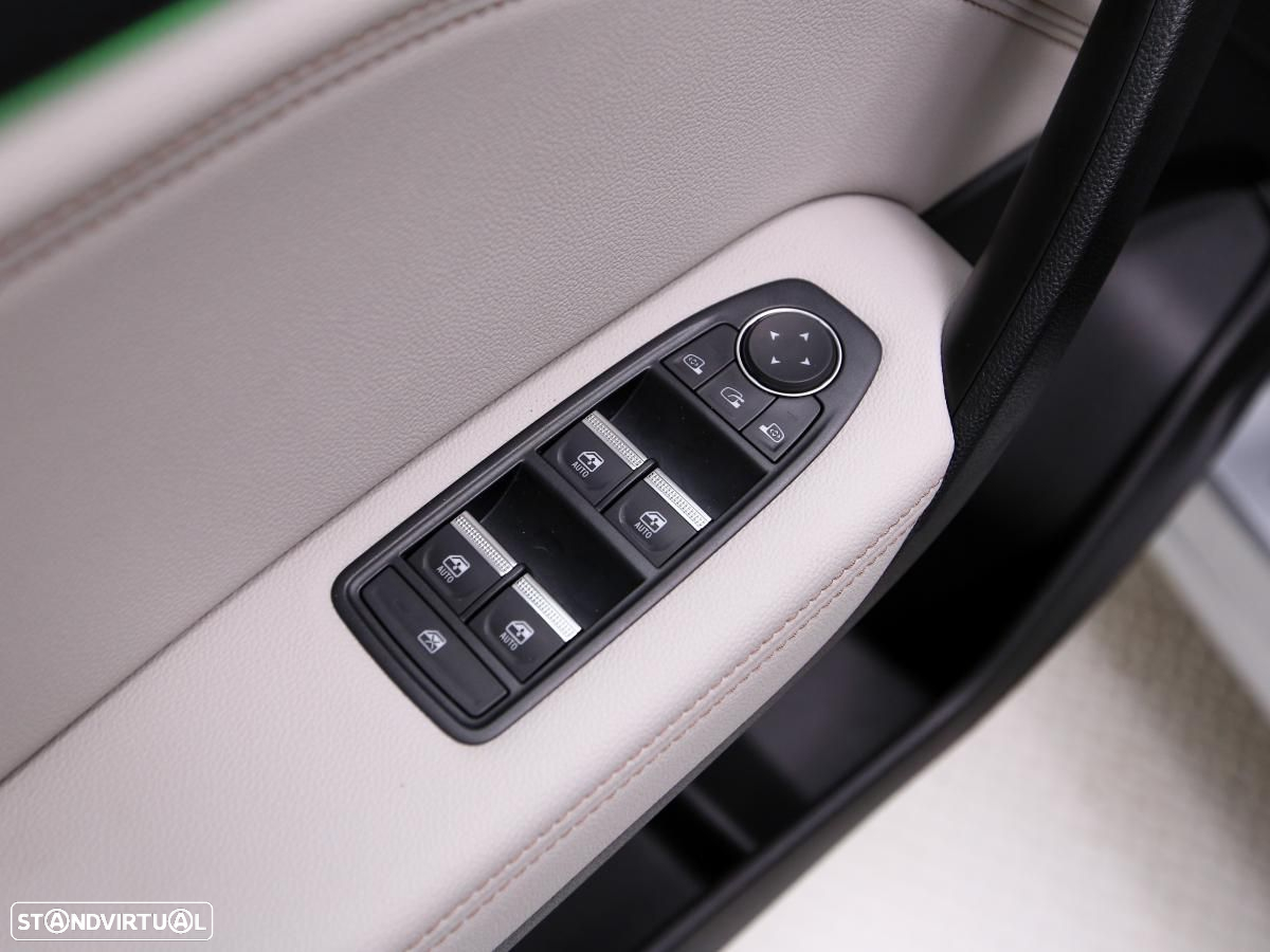 Renault Captur 1.6 E-Tech Plug-In Hybrid Techno - 17