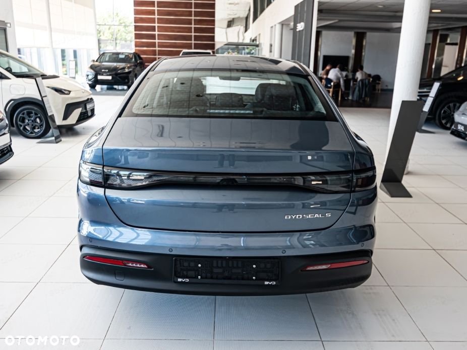 BYD Seal 5 - 5