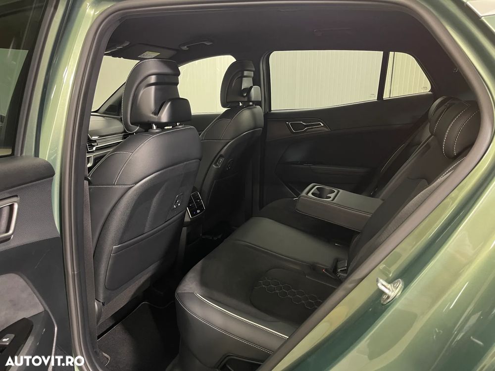Kia Sportage 1.6 T-GDI HEV 6AT 4x2 GT Line - 11