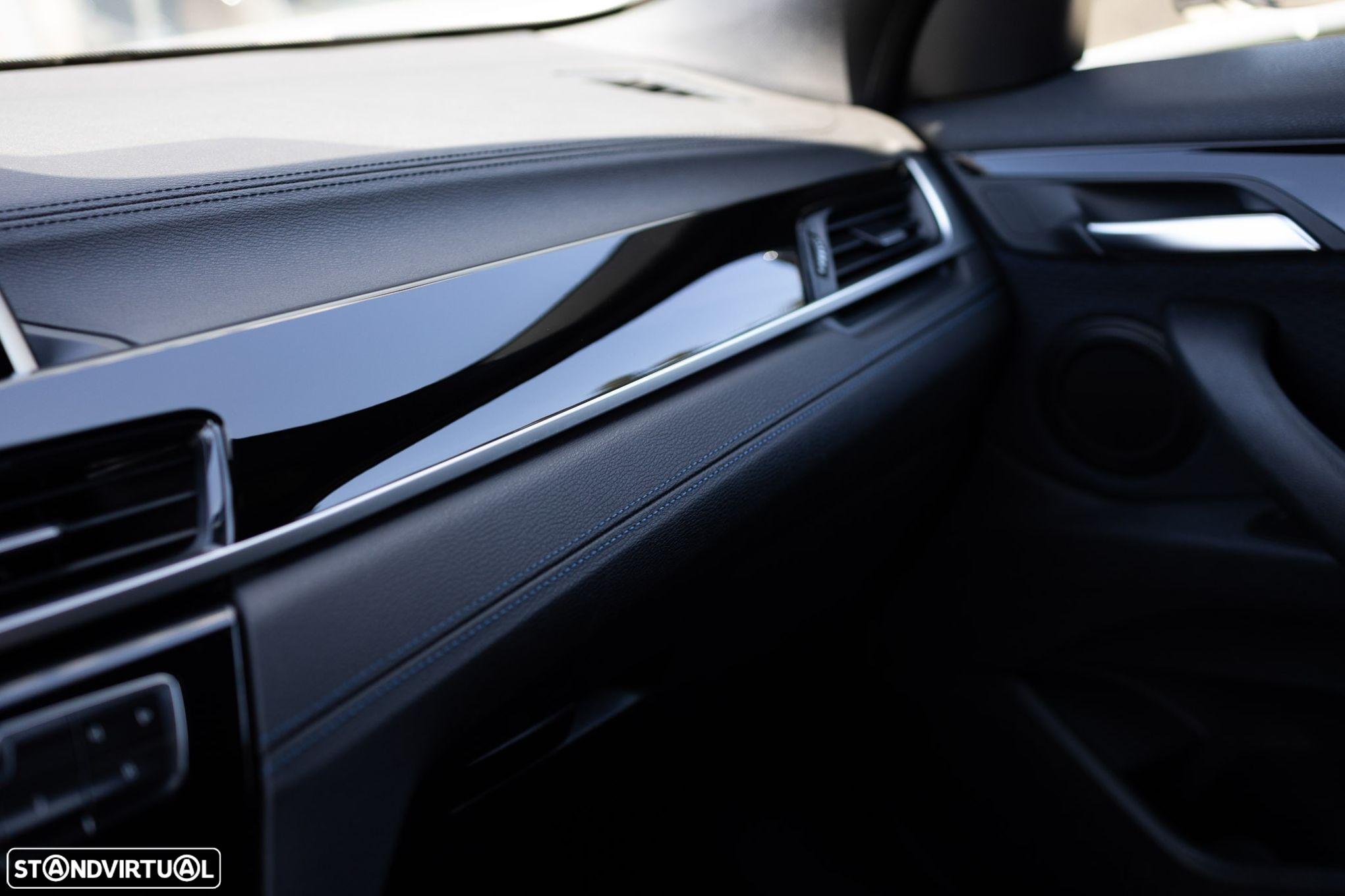 BMW X2 16 d sDrive Auto Pack M - 30