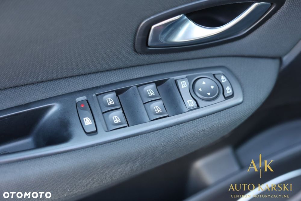Renault Scenic - 18
