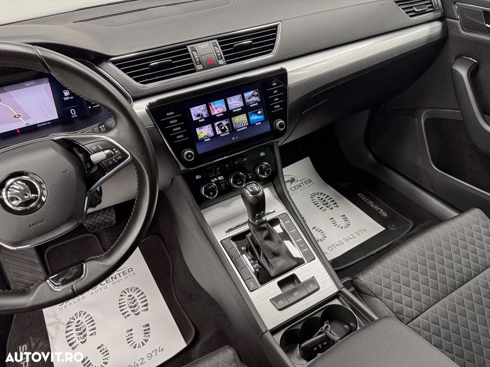 Skoda Superb 2.0 TDI DSG Style - 27