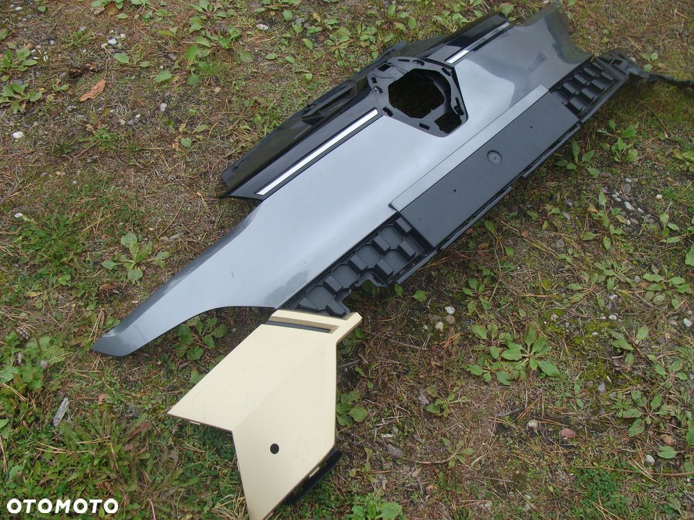 Renault Megane E-Tech zderzak wzmocnienie przód 620321520R - 2