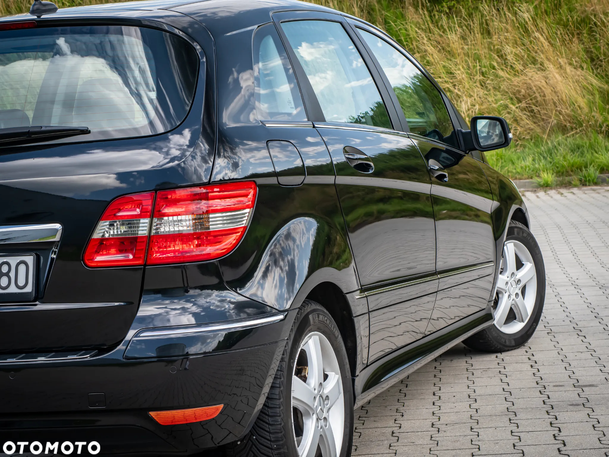 Mercedes-Benz Klasa B 180 EU5 - 19