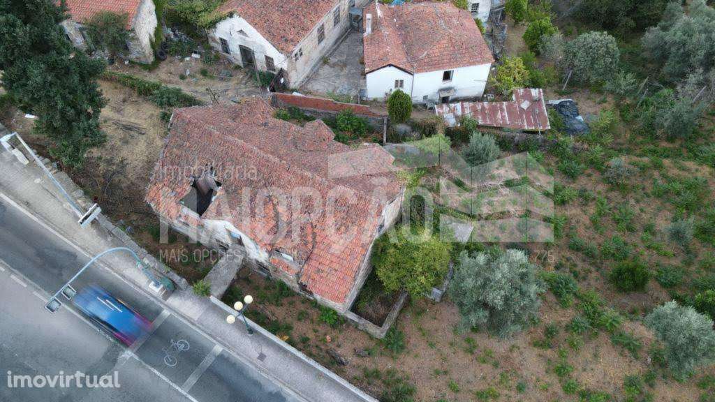 Moradia e Grande Terreno com Projeto para Turismo - Grande imagem: 3/22