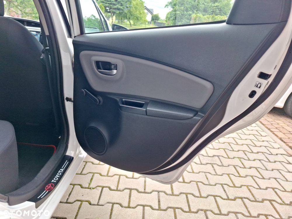 Toyota Yaris - 18