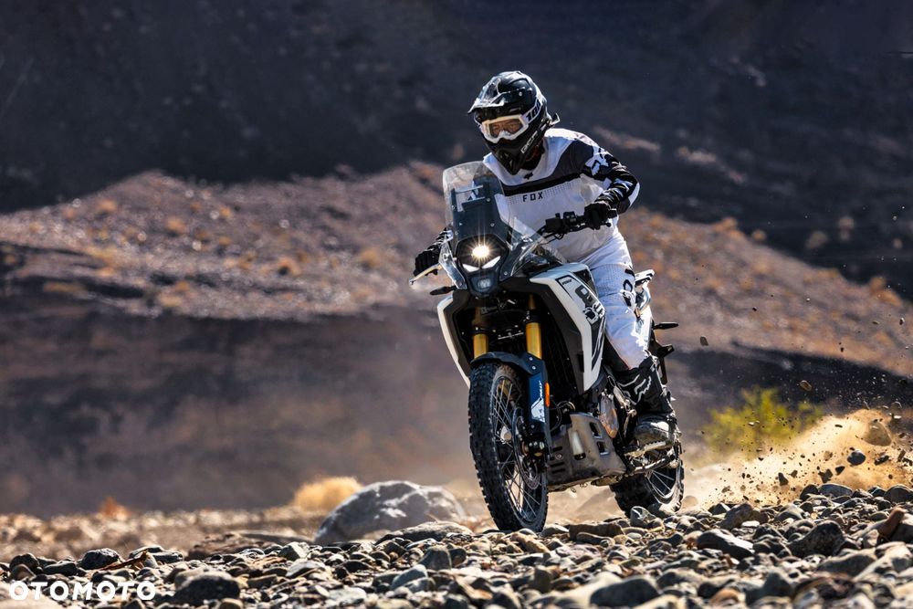 VOGE 800 Rally - 9