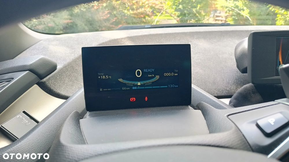 BMW i3 (Range Extender) - 13